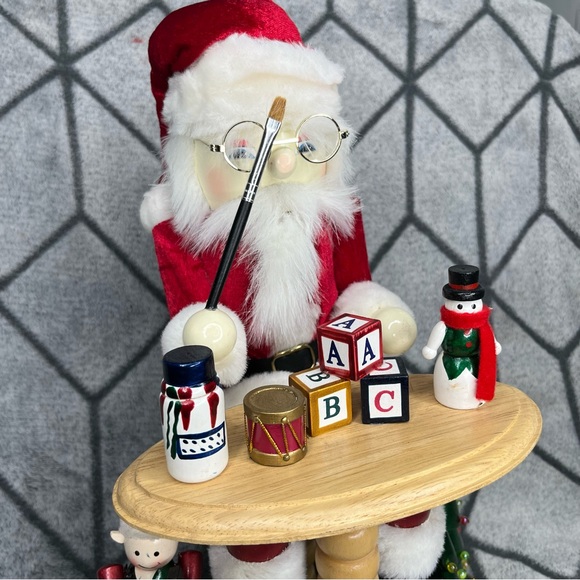 Vintage Bombay 14” Santa’s Workshop Nutcracker C1 - Picture 2 of 11